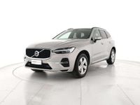 Usata Volvo XC60 Core 197 CV (144 kW) 2023 Silver dawn SUV