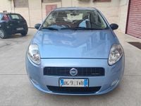 Usata Fiat Grande Punto Dynamic 75 CV (55 kW) 2007 Blu Utilitaria