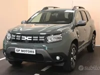 Usata Dacia Duster 91 CV (66 kW) 2023 Verde SUV