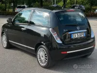Usata Lancia Ypsilon 77 CV (56 kW) 2010 Nero Utilitaria