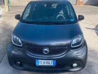Usata Smart ForFour 90 CV (66 kW) 2016 Grigio Utilitaria