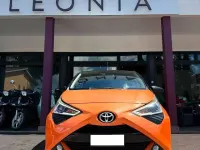 Usata Toyota Aygo X-wave 72 CV (52 kW) 2019 Arancione Utilitaria