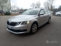 Usata Skoda Octavia 130 CV (95 kW) 2019 Grigio Station wagon