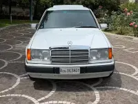 Usata Mercedes E200 1990 Bianco Berlina