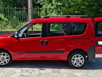 Usata Fiat Doblò Easy 105 CV (77 kW) 2015 Rosso Monovolume