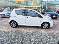 Usata Toyota Aygo Connect Style 68 CV (50 kW) 2014 Bianco Utilitaria