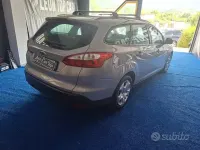Usata Ford Focus 95 CV (69 kW) 2014 Grigio Station wagon