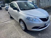 Usata Lancia Ypsilon Gold 69 CV (50 kW) 2017 Grigio Utilitaria