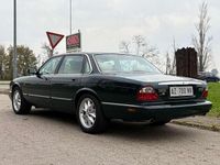 Usata Jaguar XJ8 Executive 237 CV (174 kW) 1998 Verde Berlina