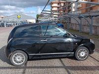 Usata Lancia Ypsilon 75 CV (55 kW) 2011 Nero Utilitaria