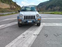 Usata Jeep Cherokee 163 CV (119 kW) 2005 SUV