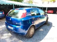 Occasion Fiat Punto 77 ch (56 kW) 2007 Bleue Citadine