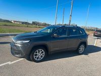 Usata Jeep Cherokee Limited 140 CV (102 kW) 2015 Grigio SUV