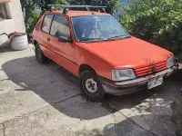 Usata Peugeot 205 1989 Rosso Furgone