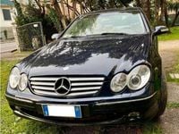 Usata Mercedes CLK320 218 CV (160 kW) 2002 Blu/azzurro Coupé