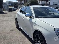 Usata Alfa Romeo Giulietta Quadrifoglio Verde 235 CV (172 kW) 2013 Bianco Utilitaria