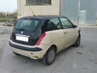Usata Lancia Ypsilon 69 CV (50 kW) 2005 Beige Utilitaria