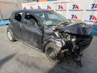 Usata Toyota Yaris 72 CV (52 kW) 2021 Grigio Berlina