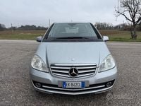 Usata Mercedes A200 Style 140 CV (102 kW) 2011 Grigio Berlina