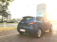 Usata Renault Clio Zen 76 CV (55 kW) 2019 Bluazzurro Utilitaria