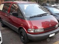 Usata Toyota Previa 135 CV (99 kW) 1993 Rosso Monovolume