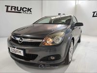 Usata Opel Astra GTC Cosmo 125 CV (91 kW) 2008 Gray Berlina