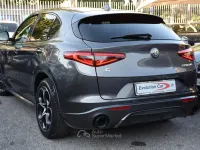 Usata Alfa Romeo Stelvio Veloce 209 CV (153 kW) 2021 Grigio SUV