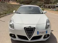 Usata Alfa Romeo Giulietta Progression 170 CV (125 kW) 2012 Bianco Utilitaria