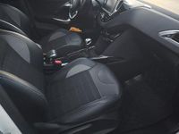 Usata Peugeot 2008 Allure 120 CV (88 kW) 2018 Bianco SUV