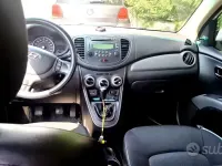 Usata Hyundai i10 66 CV (48 kW) 2013 Bianco Utilitaria