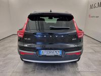 Usata Volvo XC40 Core 197 CV (144 kW) 2022 Nero SUV