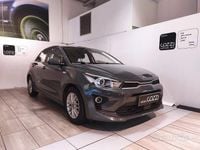 Usata Kia Rio Style 101 CV (74 kW) 2021 Grigio Berlina