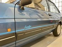 Usata Ford Fiesta 50 CV (36 kW) 1988 Blu Berlina