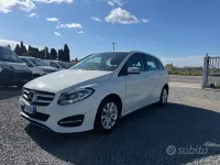 Begagnad Mercedes B160 Premium 90 HK (66 kW) 2018 Vit Minibuss