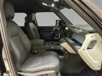Usata Land Rover Defender SE 200 CV (147 kW) 2022 Nero SUV