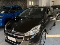 Usata Peugeot 208 Allure 75 CV (55 kW) 2016 Nero Utilitaria