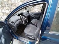 Usata Toyota Yaris 75 CV (55 kW) 2005 Blu/azzurro Utilitaria