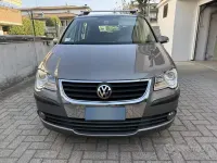 Usata VW Touran Trendline 109 CV (80 kW) 2009 Grigio Monovolume