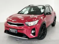 Usata Kia Stonic Style 116 CV (85 kW) 2020 Rosso SUV