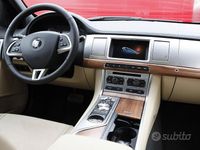 Usata Jaguar XF 200 CV (147 kW) 2013 Nero Berlina