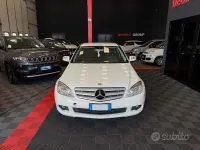 Usata Mercedes C220 Avantgarde 170 CV (125 kW) 2008 Bianco Berlina