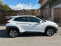 Usata Hyundai Kona 105 CV (77 kW) 2023 Bianco SUV