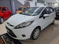 Usata Ford Fiesta 68 CV (50 kW) 2009 Bianco Utilitaria