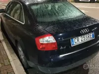 Usata Audi A4 130 CV (95 kW) 2004 Blu Berlina