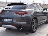 Usata Alfa Romeo Stelvio 160 CV (117 kW) 2021 Grigio SUV