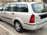 Usata Ford Focus 2004 Grigio Station wagon