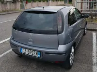 Usata Opel Corsa 90 CV (66 kW) 2006 Grigio Utilitaria