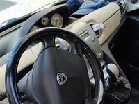 Usata Lancia Ypsilon 75 CV (55 kW) 2008 Bianco Utilitaria