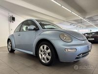 Usata VW Beetle 101 CV (74 kW) 2005 Azzurro Utilitaria