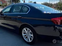Usata BMW 520 Comfort Edition 190 CV (139 kW) 2015 Bluazzurro Berlina